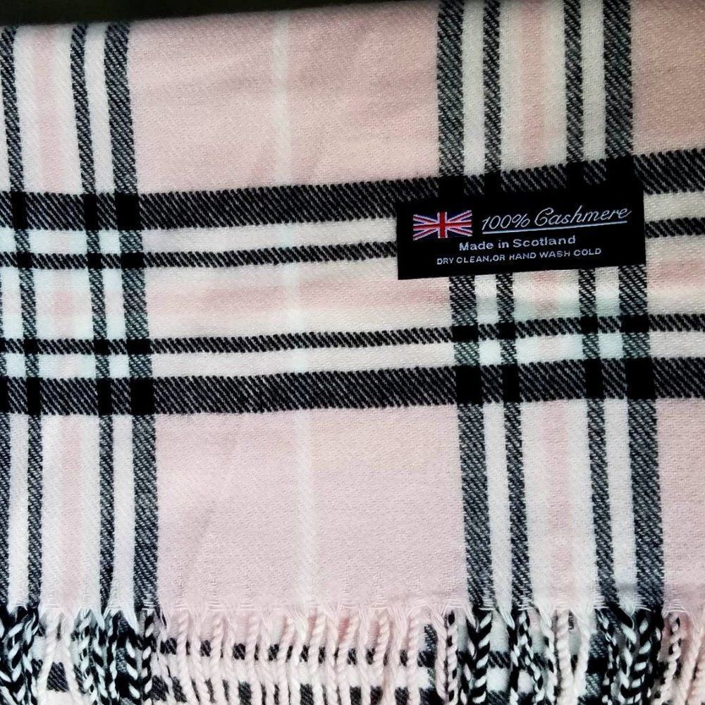 Scottish 100% Cashmere Light Pink Black White Scarf w/Fringe